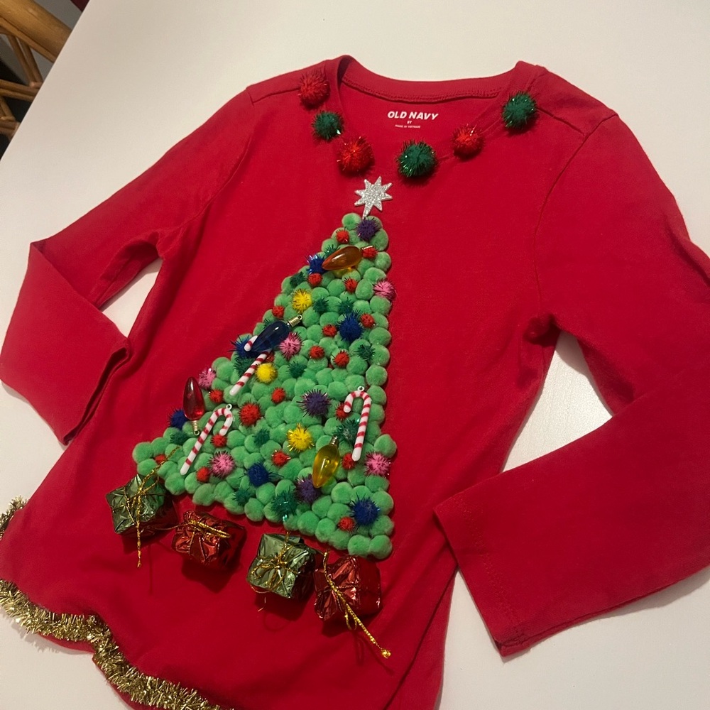 Old Navy Festive Red Long Sleeve Tee